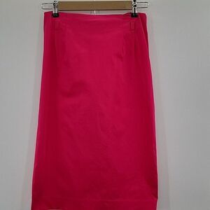 3 For $20 Essentials Hot Pink skirt size 4 has loops for a slinny belt